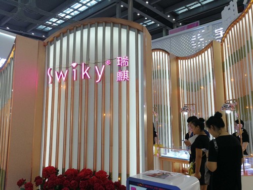 珠寶店不銹鋼屏風(fēng)